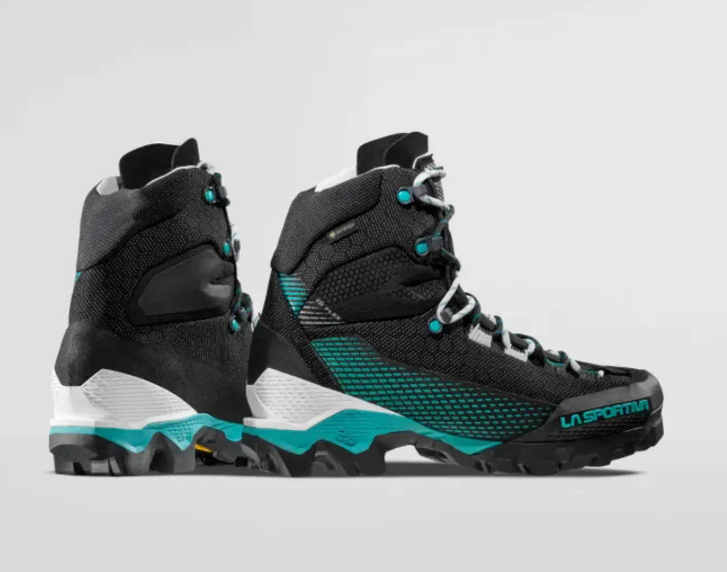 Aequilibrium ST Woman GTX (Black/Aqua)