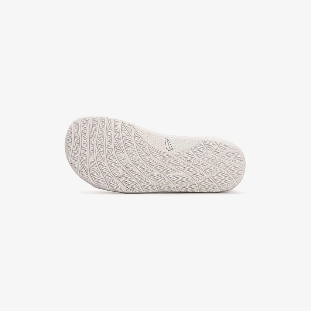 Laju Barefoot Sneakers - White On White
